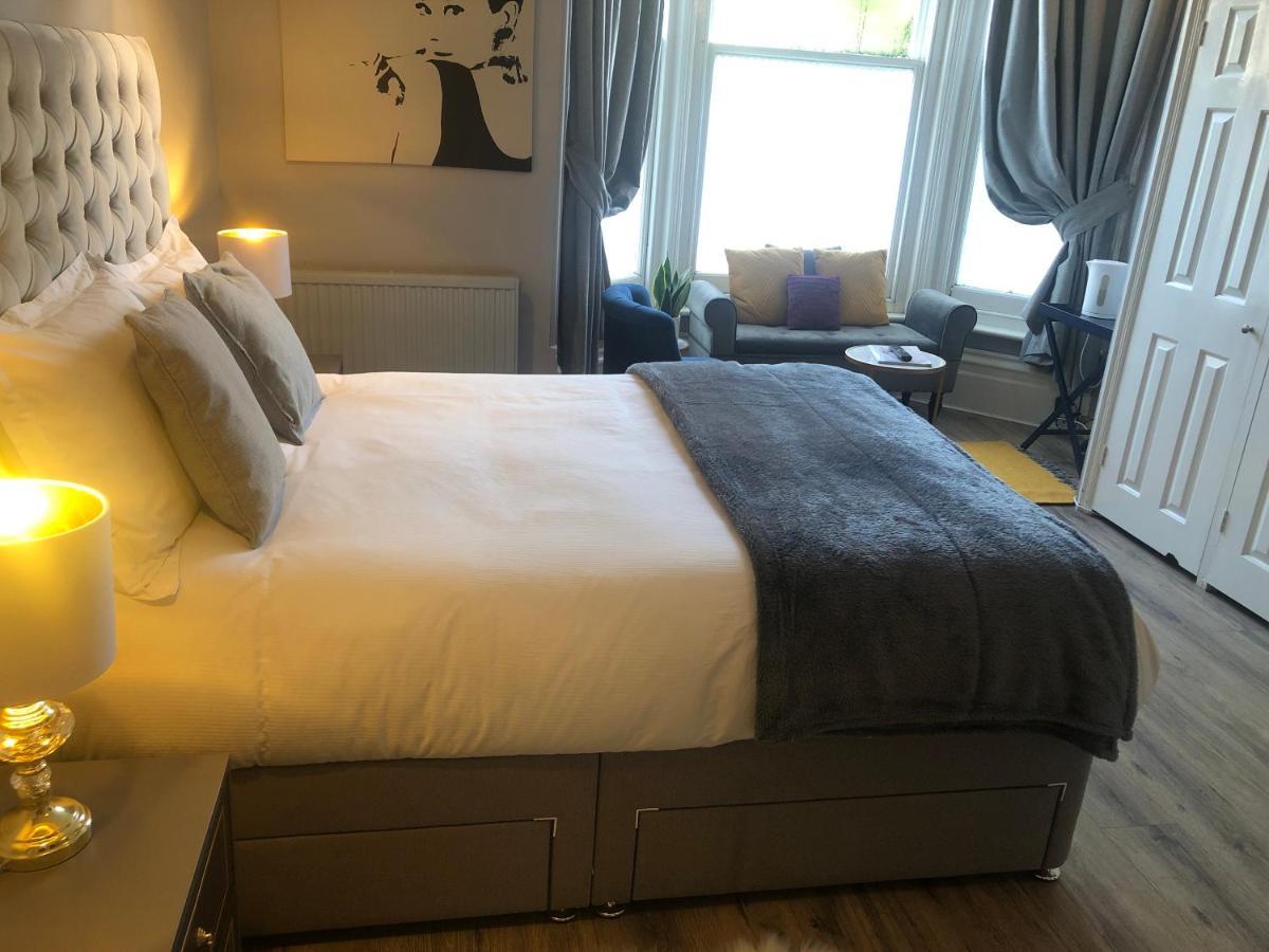 Canterbury Accommodations With Free Car Park Onsite And High Speed Wifi Exterior foto